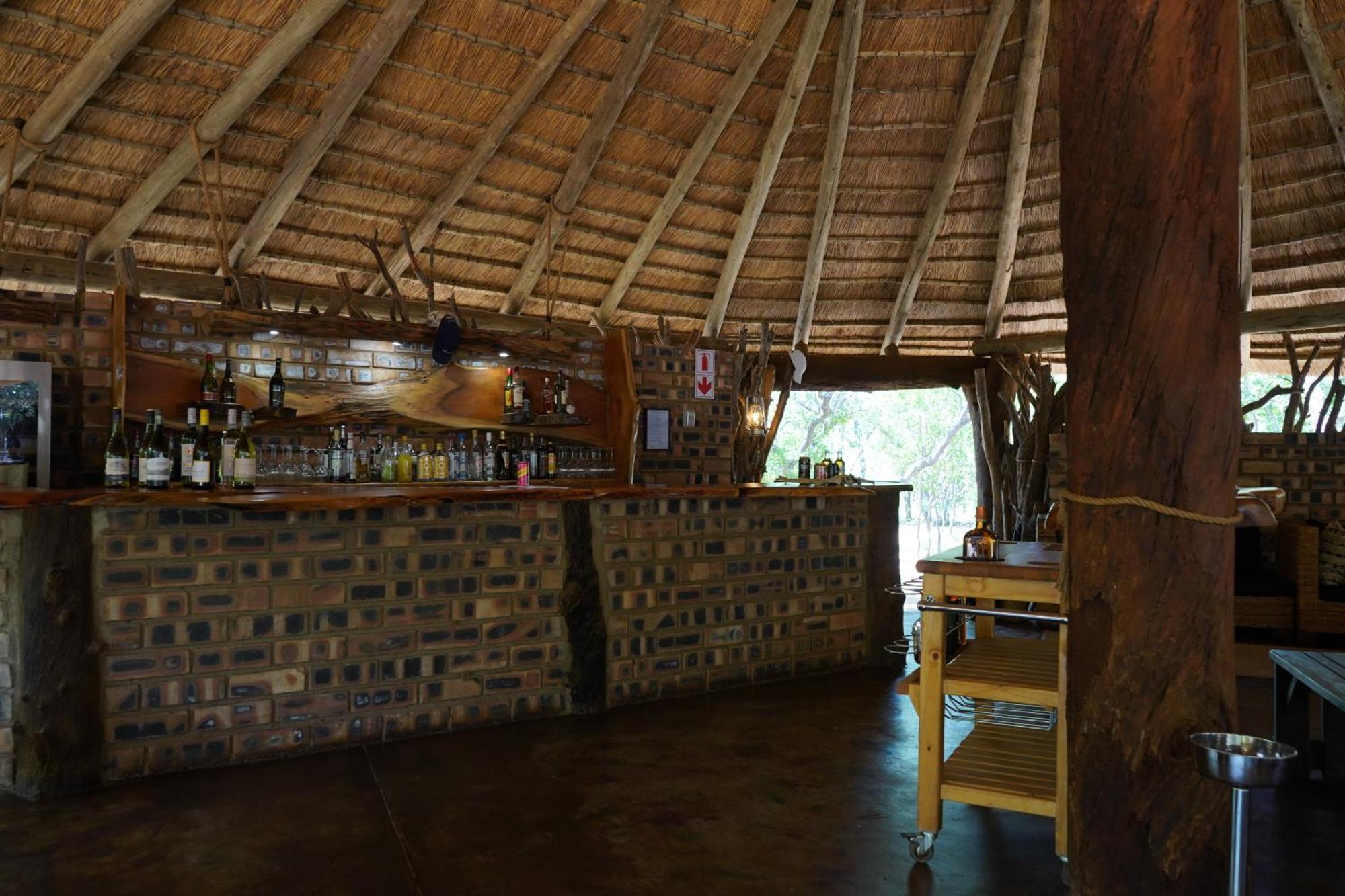 Honeyguide Ranger Camp 호텔 Golders Green 외부 사진